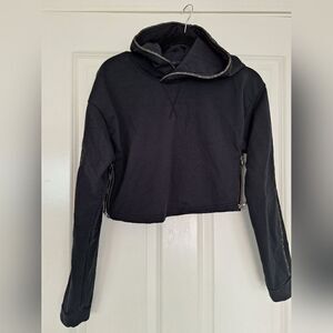 Gymshark train crooped hoodie size S